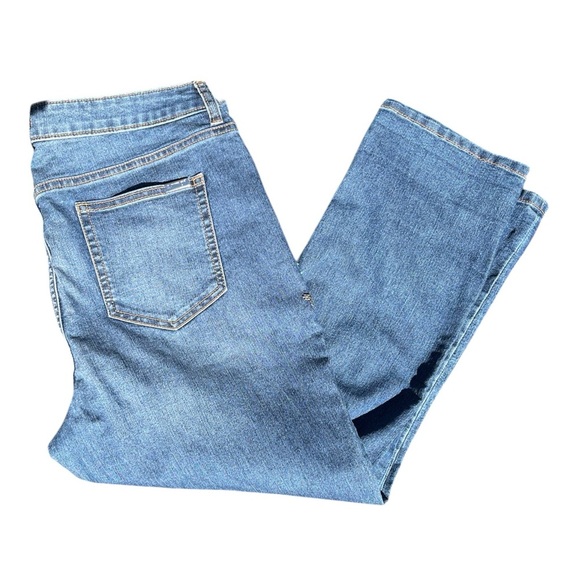 Women’s Embroidered Blue Jeans by Jennifer Lopez size 14 - Picture 4 of 5